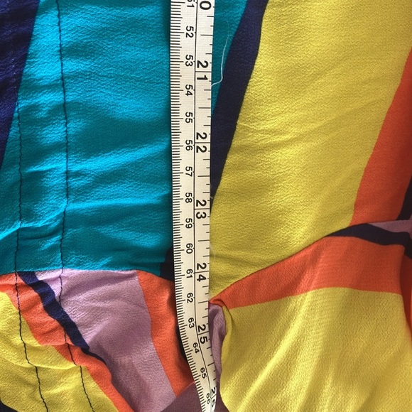 🌸Trina Turk Swimsuit Coverup🌸 - Picture 4 of 5